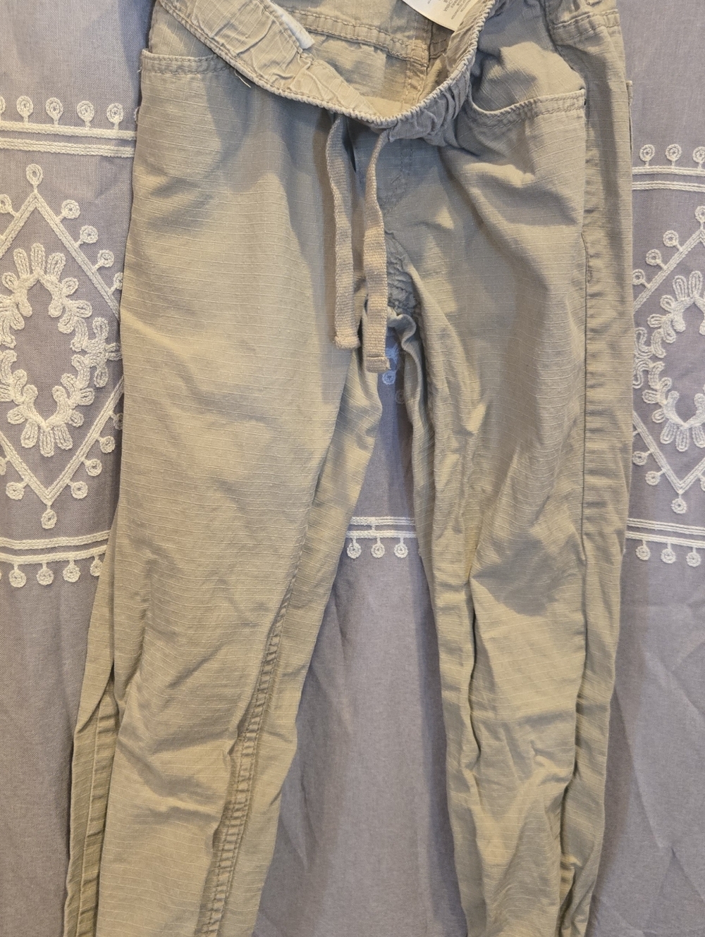 Levi's Kid's Khaki Taupe/Beige Casual Jogger Pants with Signature Patch Size 10